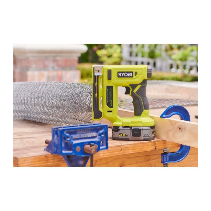 RYOBI Agrafeuse T50 18V - agrafes T50 de 6,35 a 14,3 mm