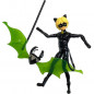 BANDAI Miraculous Ladybug - Mini-poupee 12 cm : Chat Noir et son equipement