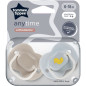 Sucettes - TOMMEE TIPPEE - ANYTIME - 6-18 mois - Lot de 2 sucettes symétriques sans BPA - Capsule de stérilisation réutilisab